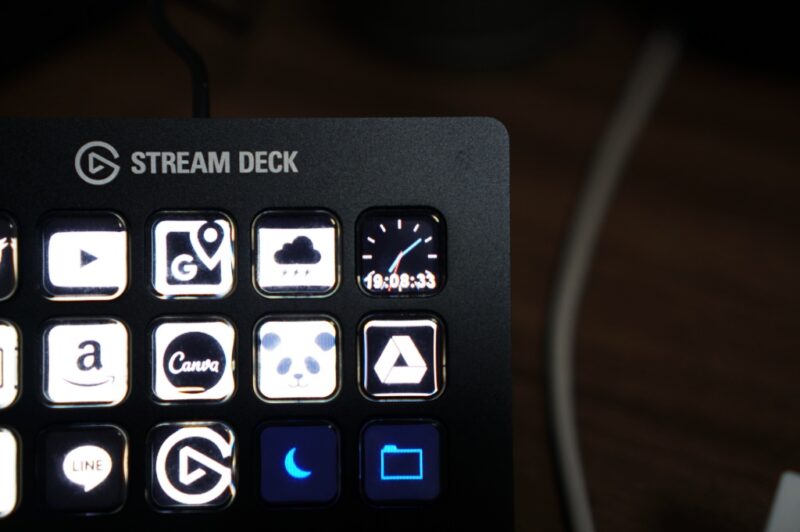 珍しい   ストリームデック【左手デバイス】 Deck Stream 【特価】Elgato PC周辺機器